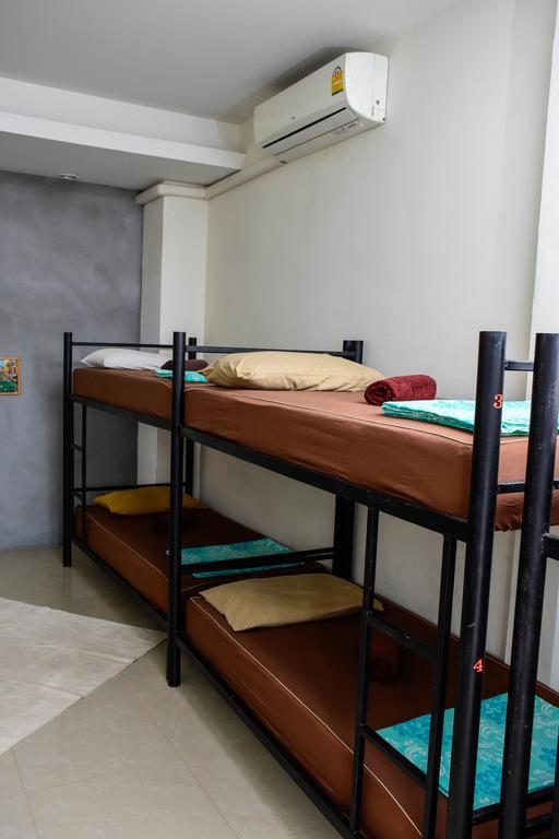 The Wanderlust Hostel Ko Pha Ngan Buitenkant foto