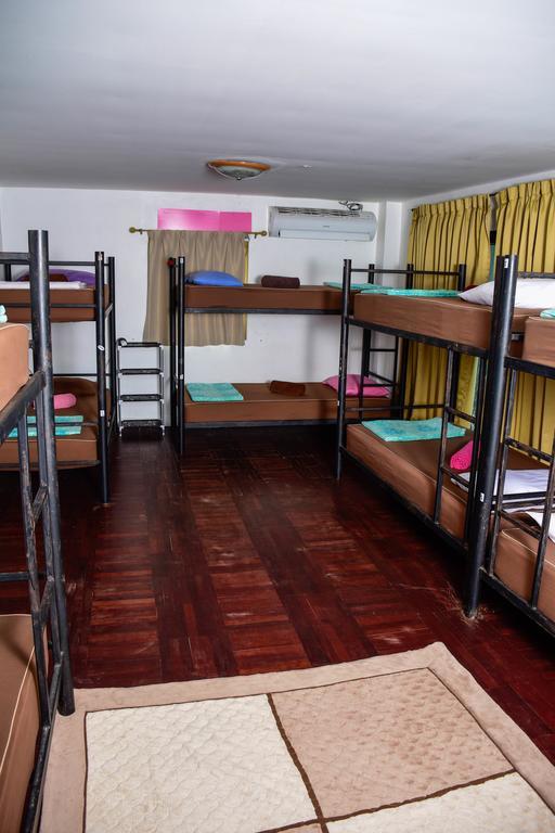 The Wanderlust Hostel Ko Pha Ngan Buitenkant foto